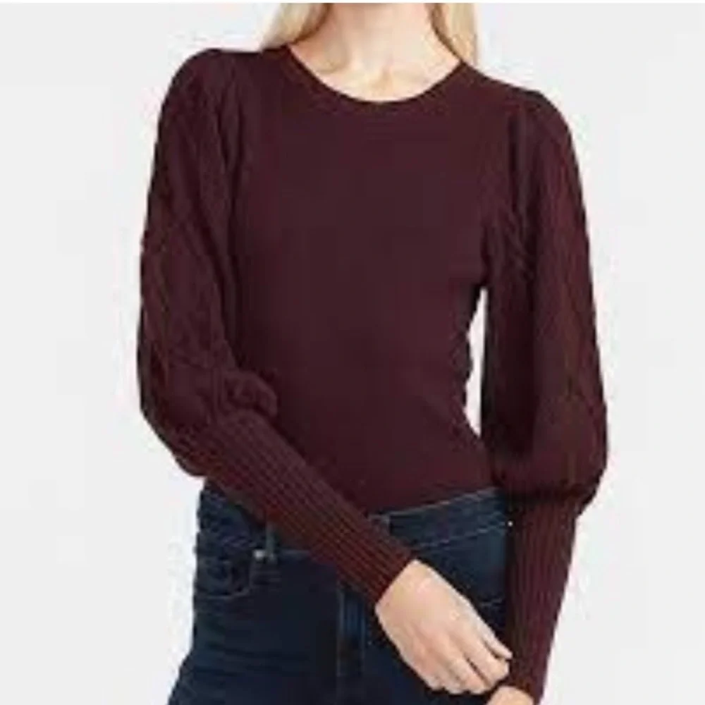 Express knit sweater with balloon/bubble sleeves - Picture 2 of 9